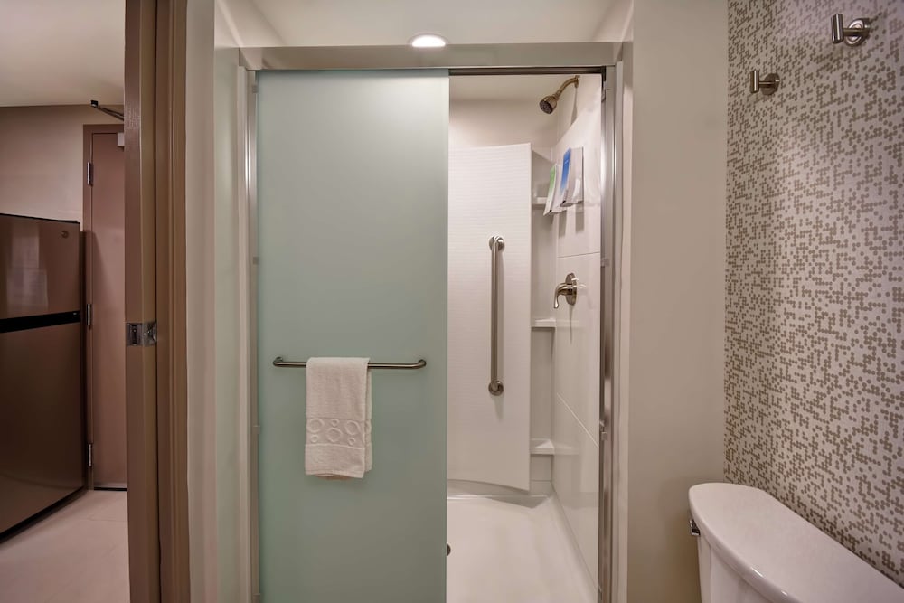 Home2 Suites by Hilton Lagrange - photo 29