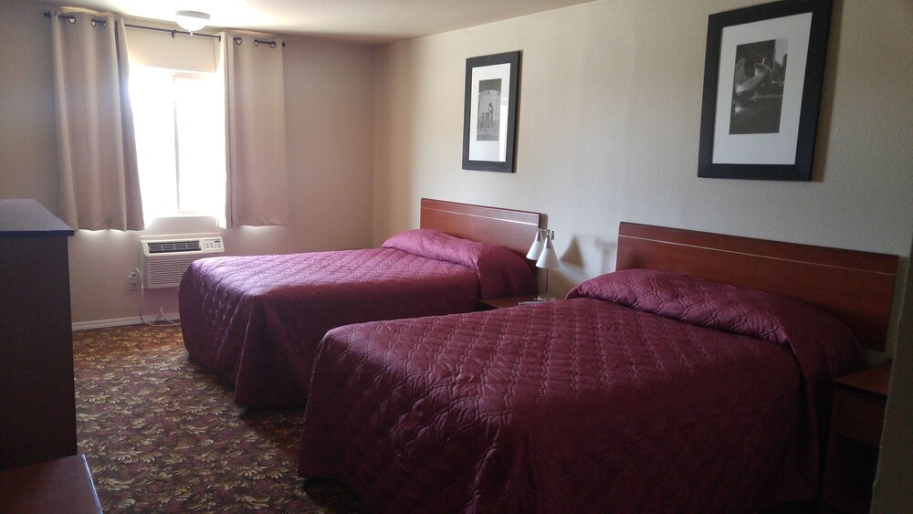 Loyalty Inn Pasco - photo 16