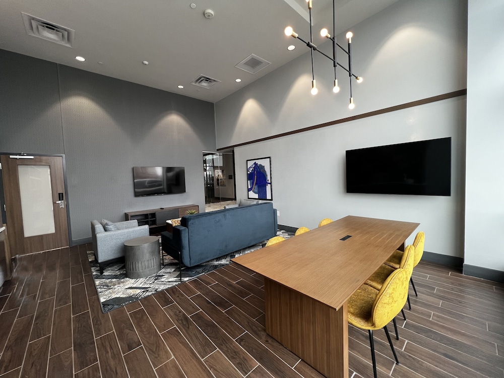 Crowne Plaza Kearney by IHG - photo 78