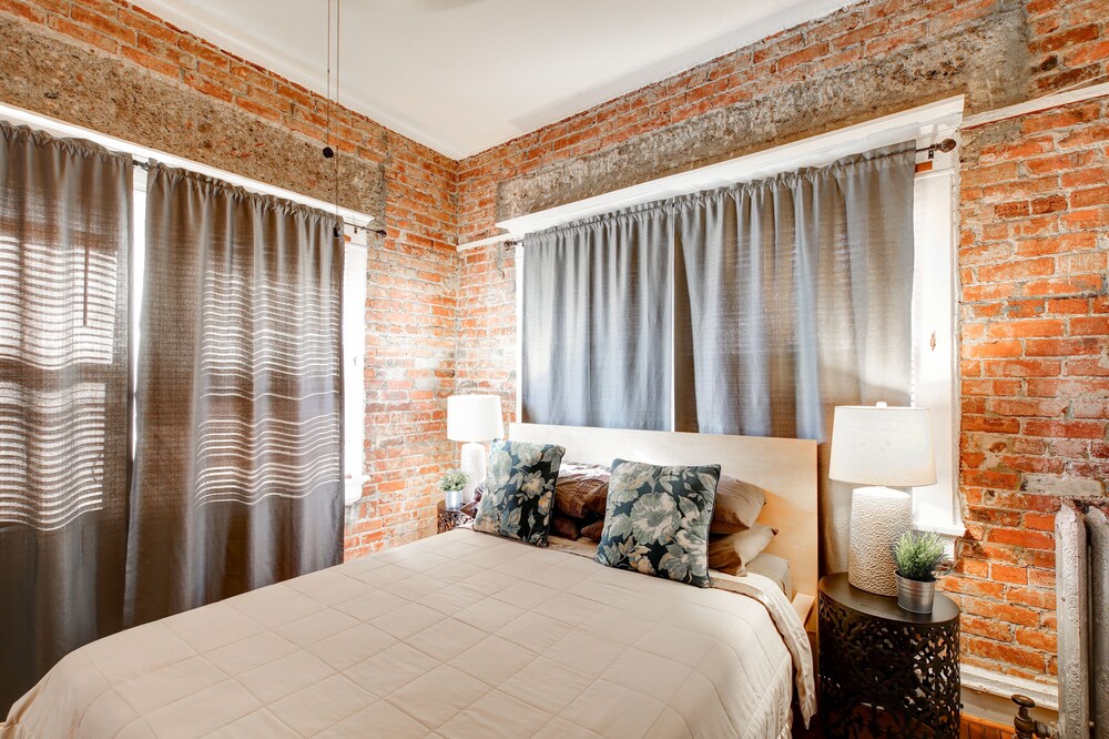 Ellison Suites - photo 14