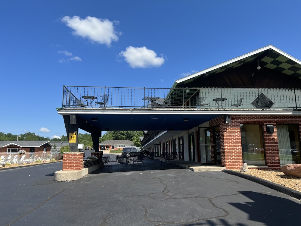 All Star Inn & Suites - photo 414