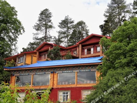 Renqing Inn in Zhamog, People's Republic of China