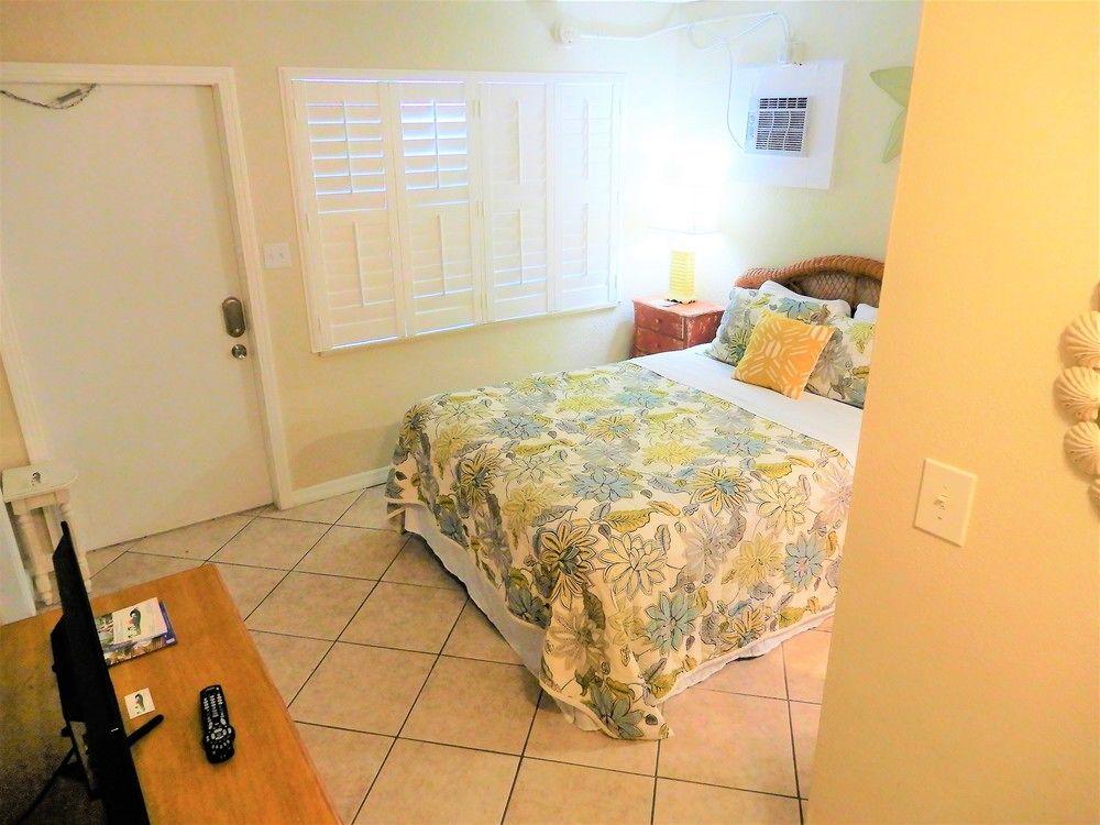 Coconut Grove Resort By Techtravel - photo 26