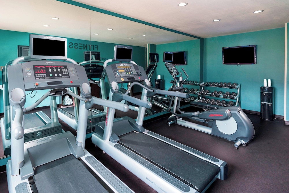 Fairfield Inn & Suites by Marriott St Petersburg Clearwater - photo 16