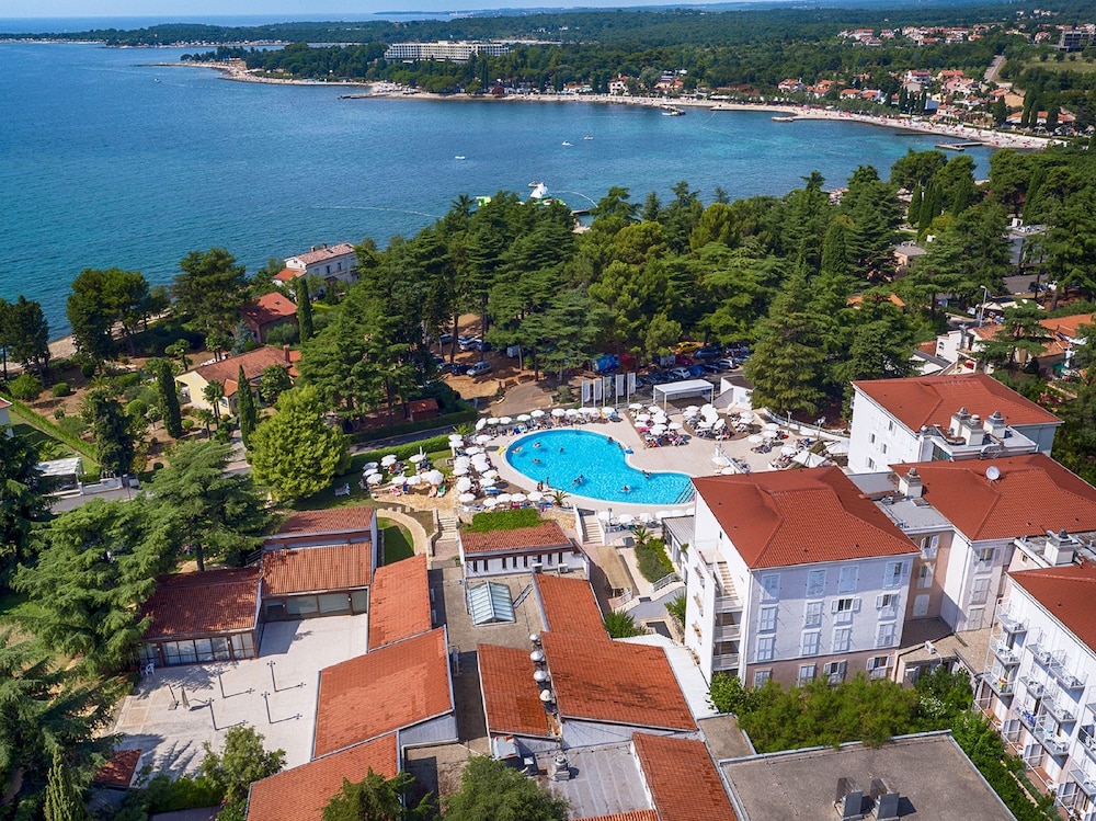 Valamar Pinia Hotel — hotel in Porec
