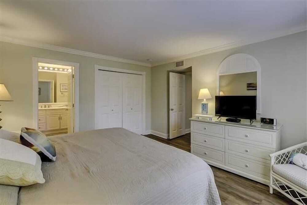 1038 Caravel Court at The Sea Pines Resort - photo 3