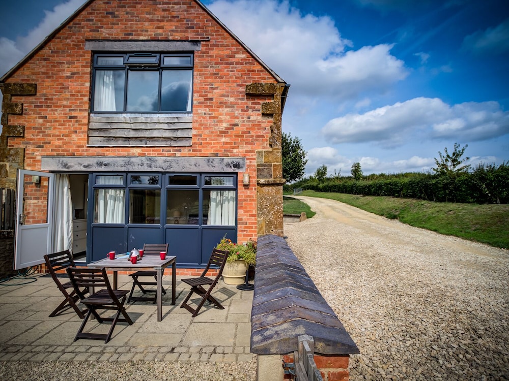 Top Barn — 5-Star Luxury Hotel in Stratford-Upon-Avon, United Kingdom