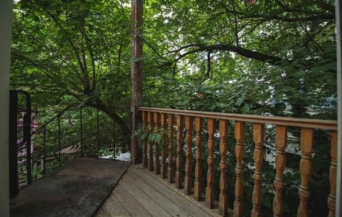 Tranquil 1BR Sololaki Apt By Wehost