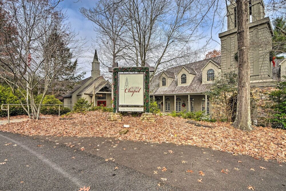 Big Canoe Mountain Resort Cabin w Pool Access - featured photo