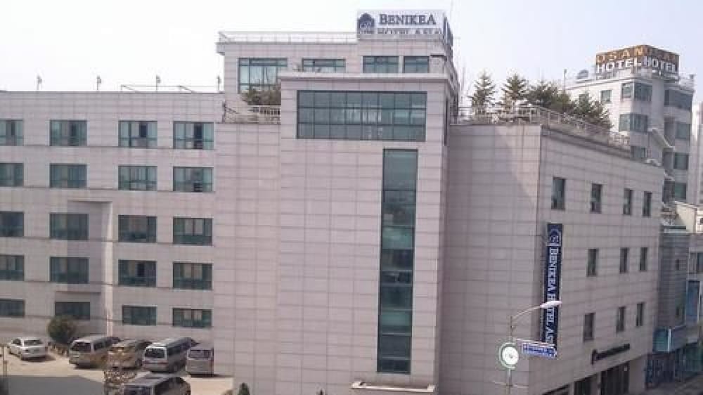 Asia Tourist Hotel in Osan, South Korea