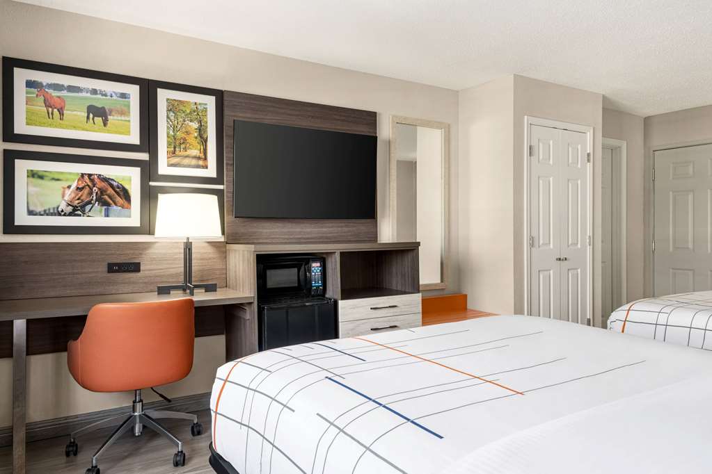La Quinta Inn Lexington Horse Park - photo 39