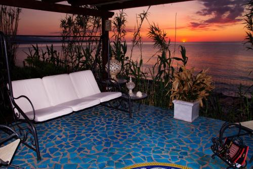 Boutique Villa Con Accesso Privato Alla Spiaggia — 4-Star Luxury Hotel in Caronia, Italy