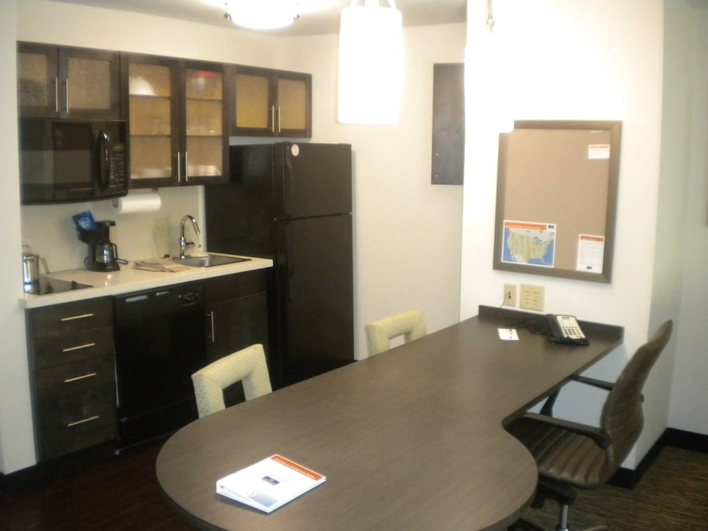 Candlewood Suites Atlanta West I 20 by IHG - photo 19