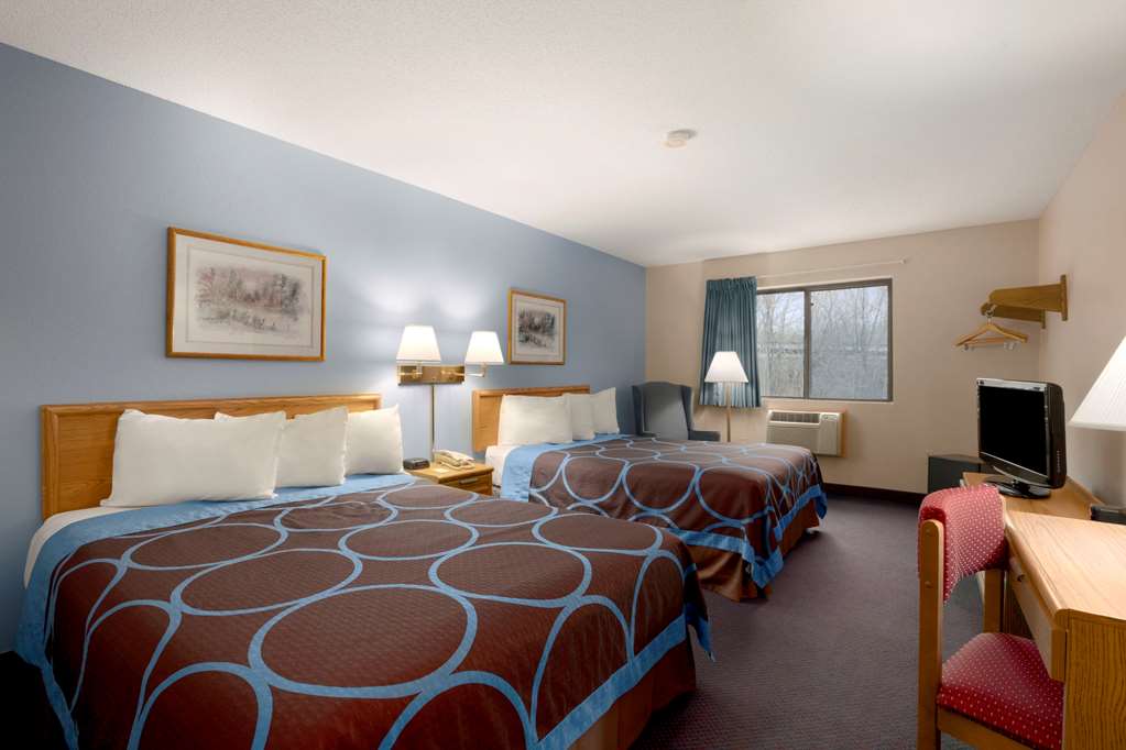 Super 8 by Wyndham Cromwell Middletown - photo 24