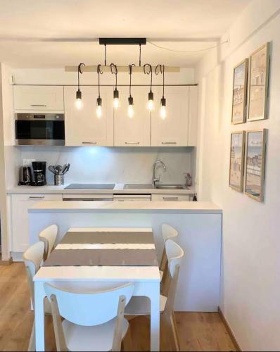 Appt 4 Pers 2 Chb 2 Sdb Piscine Linge Inclus Literies Faites a L’arrivee Inclus Parking in Le Touquet-Paris-Plage, France