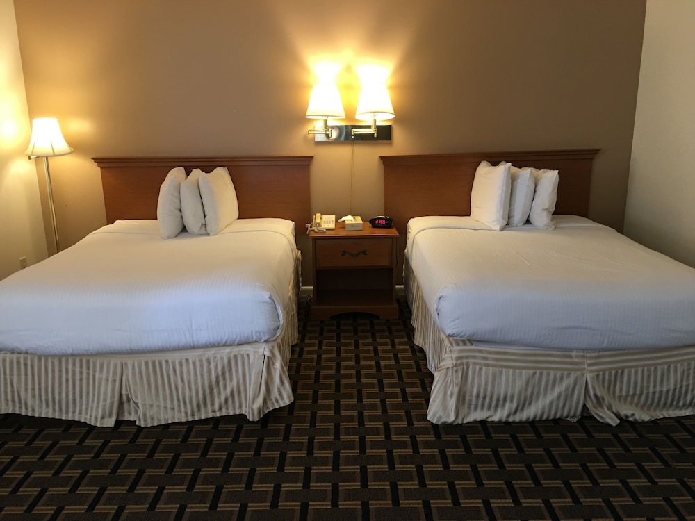Red Carpet Inn & Suites Cooperstown - photo 6