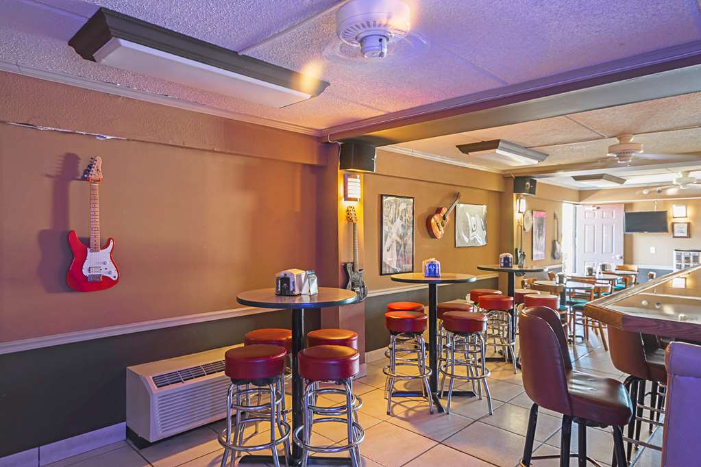 Americas Best Value Inn & Suites Melbourne - photo 23