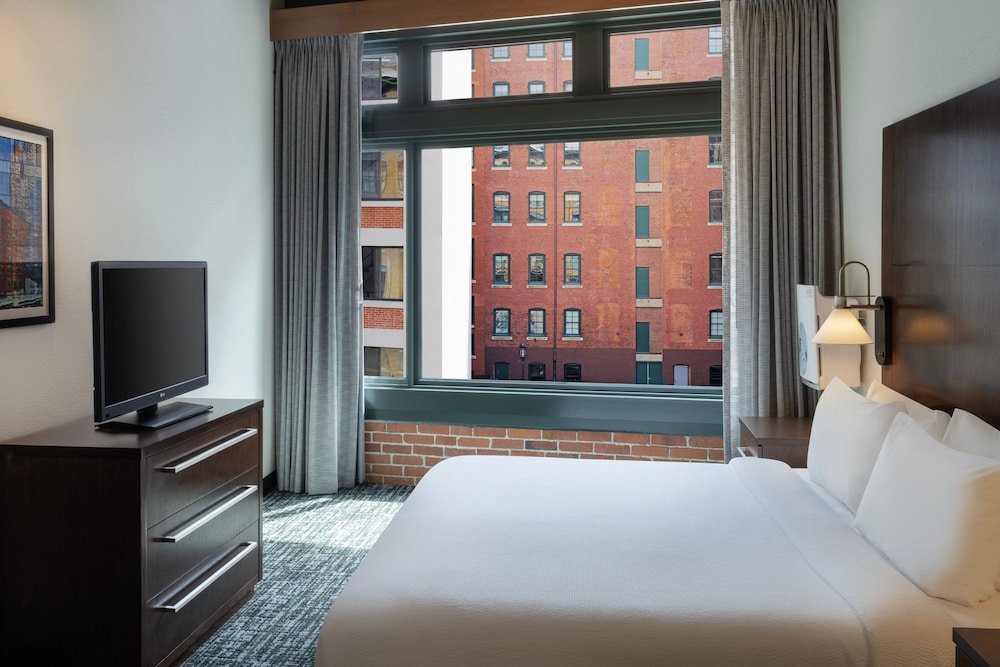 Residence Inn by Marriott Boston Downtown Seaport - photo 30