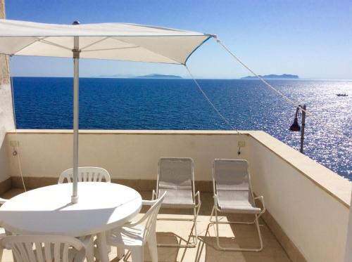 Dimora Tipica Vista Mare — 4-Star Luxury Hotel in Favignana, Italy