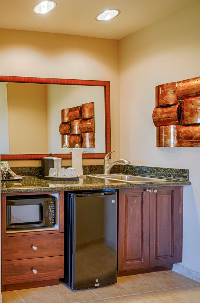 Hampton Inn & Suites Pinedale - photo 17