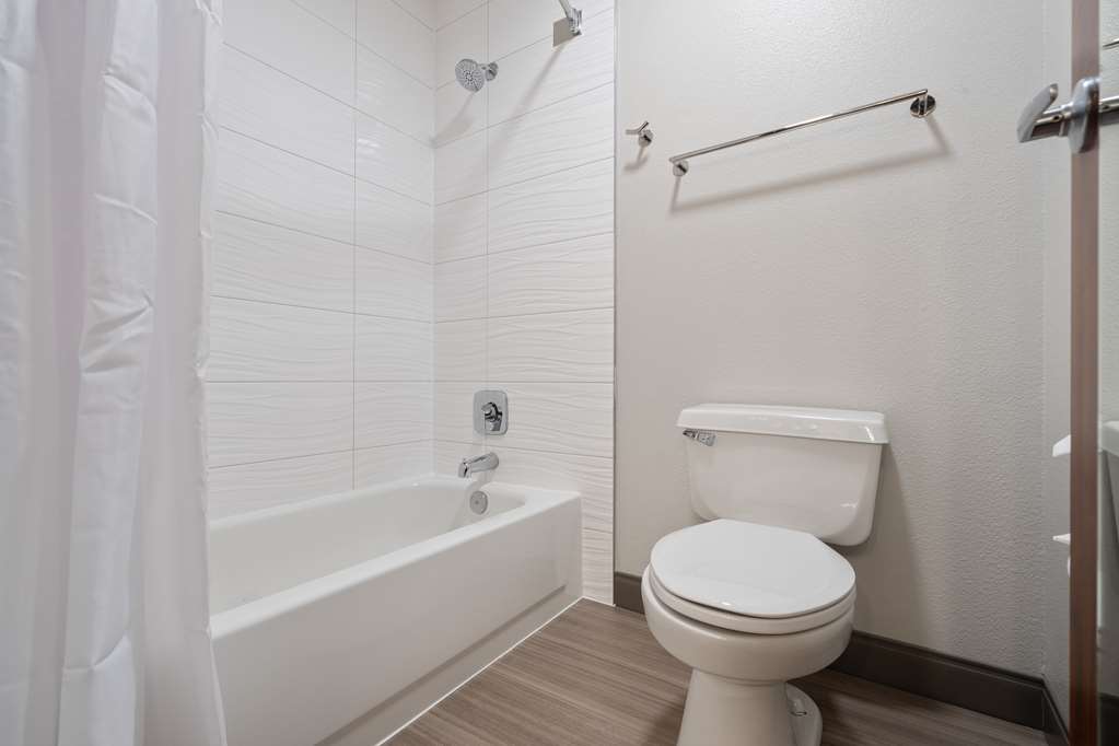 Best Western Lake Oswego Portland Hotel & Suites - photo 69