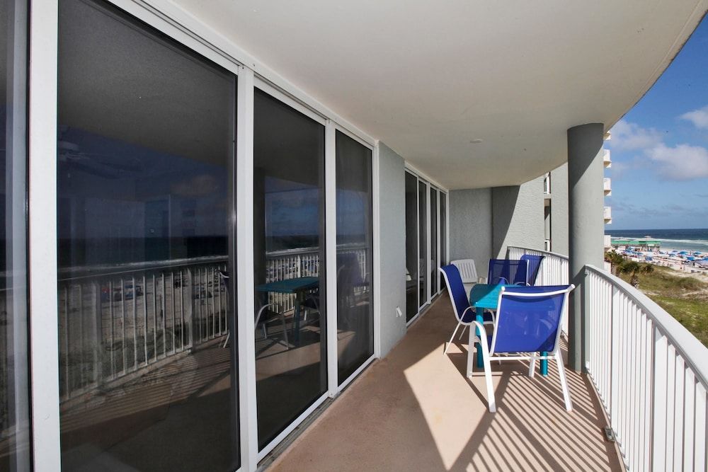 Long Beach Resort by Panhandle Getaways - photo 2