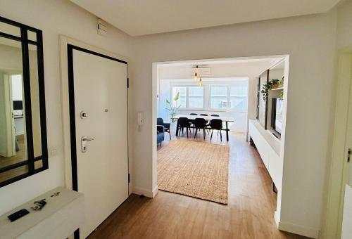 NEW 3 Bedroom Beachfront Apartment — 4-Star Luxury Hotel in Carcavelos, Portugal