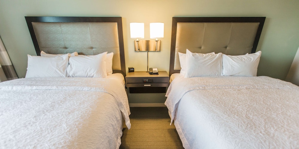 Hampton Inn & Suites Charlotte Ballantyne - photo 18