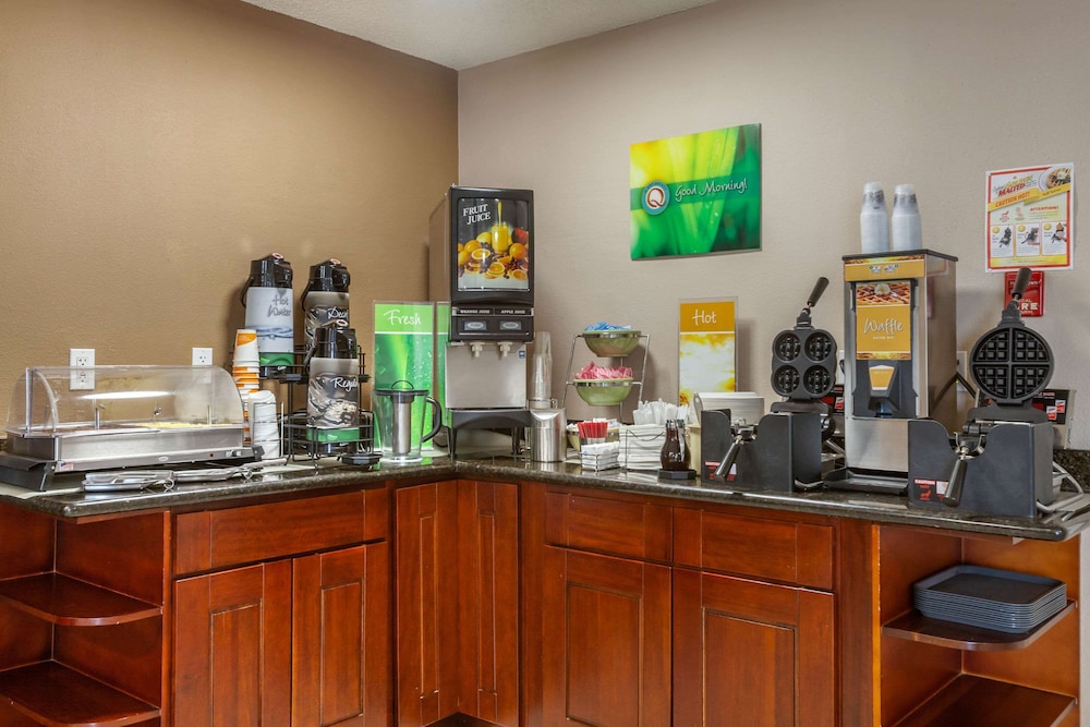Rodeway Inn & Suites Ontario - photo 27