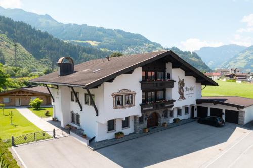 Hotel Garni Jagdhof in Zell Am Ziller, Austria