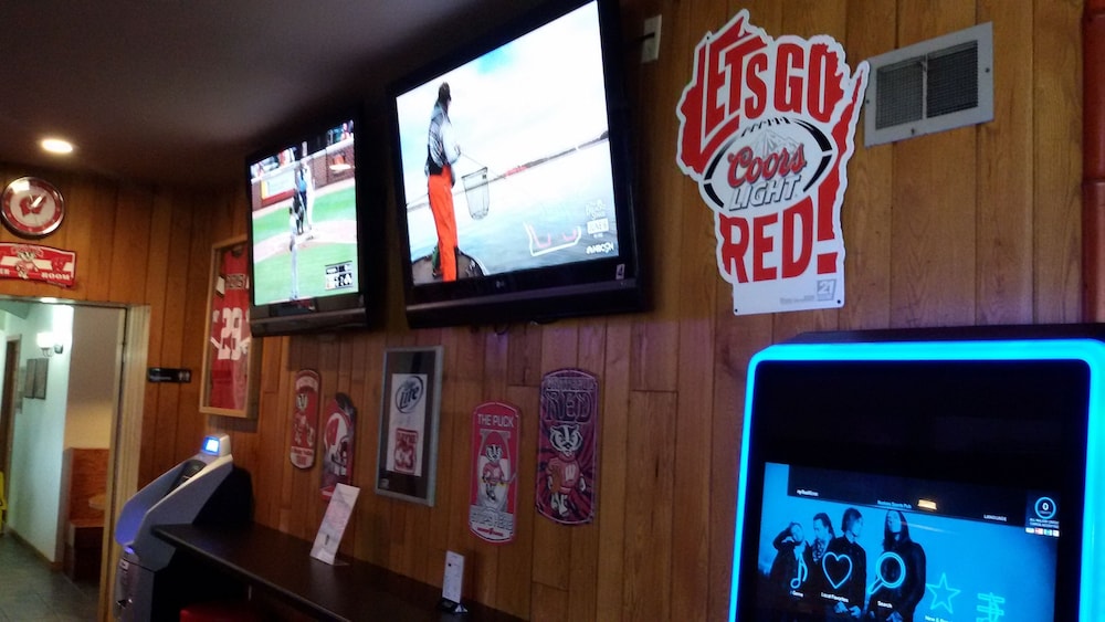 Knights Inn Stevens Point - photo 20