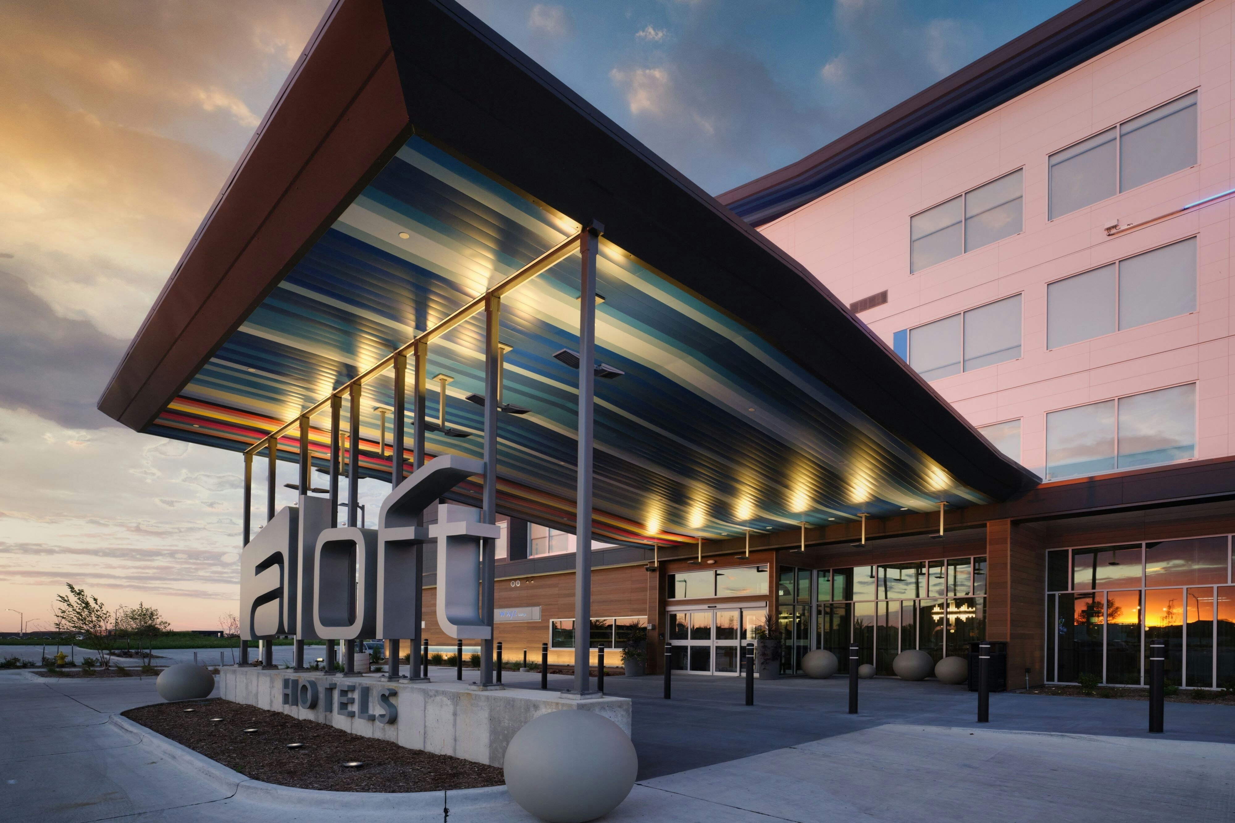 Aloft Waukee - photo 4