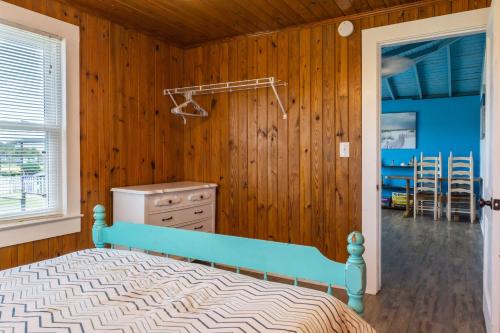 Jerseys Shore by Oak Island Accommodations - photo 9