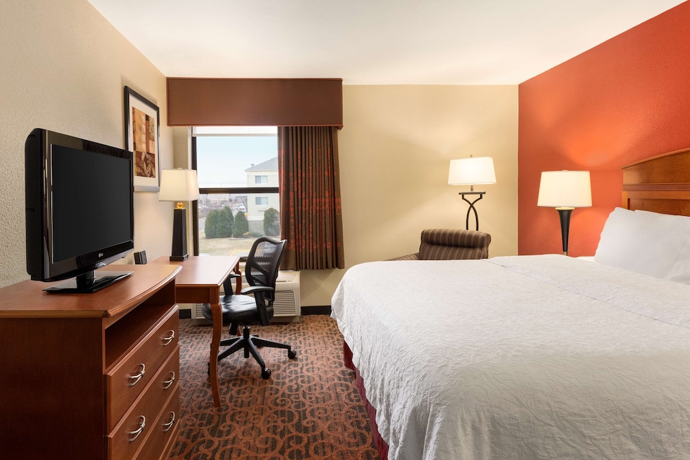Hampton Inn Wichita East - photo 7