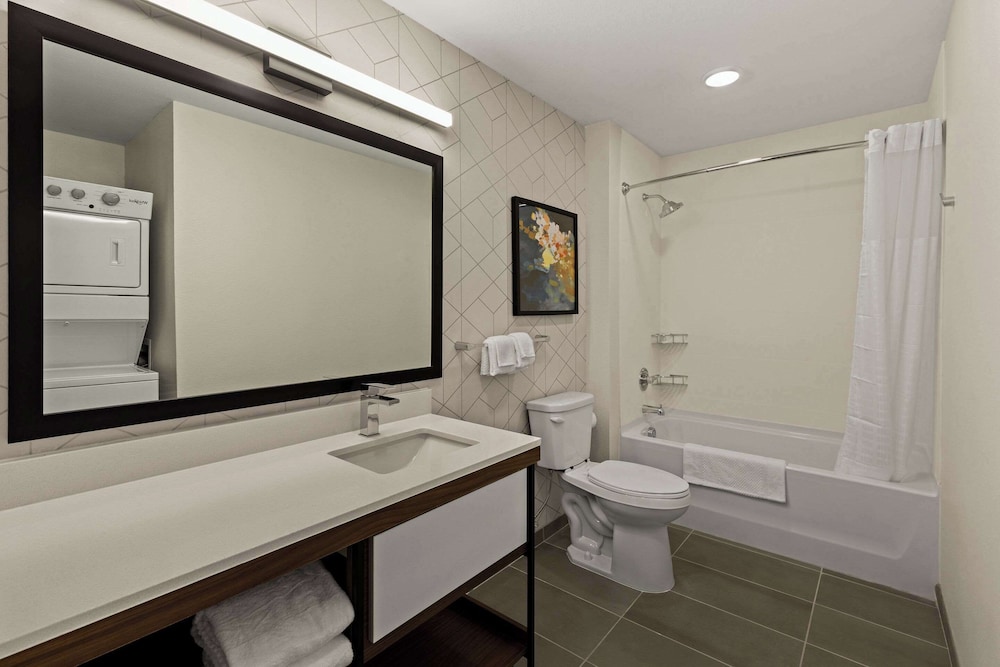 Everhome Suites Temecula - photo 43