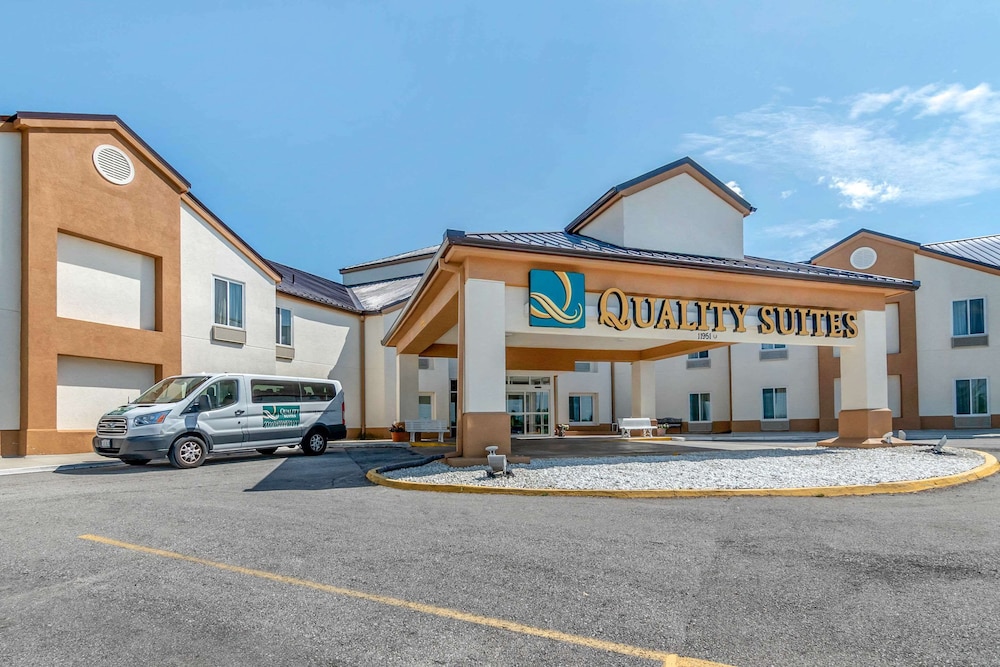 Quality Suites Kansas City International Airport - photo 15