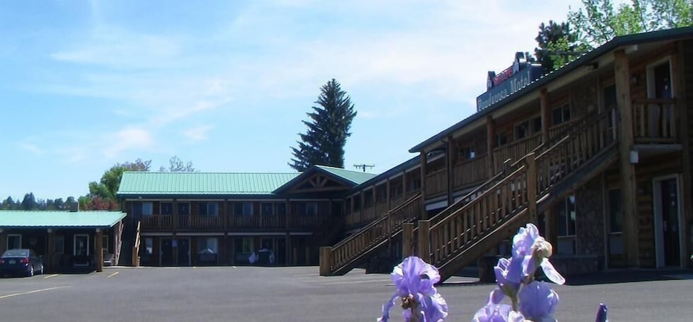 The Ponderosa Motel - photo 29