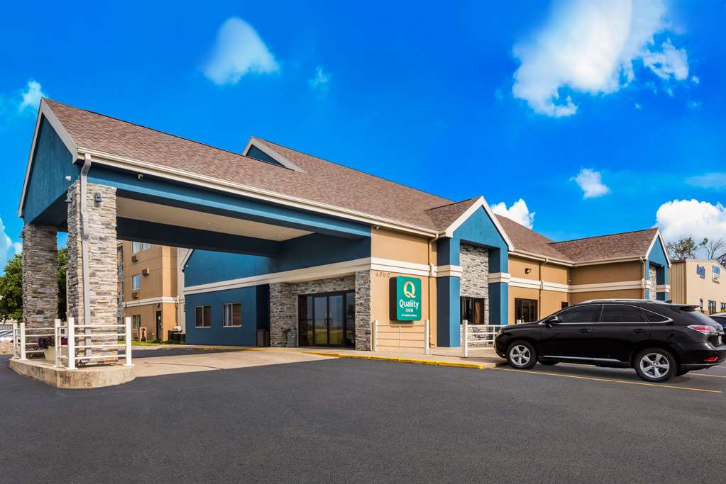Quality Inn Des Moines North in Des Moines, United States