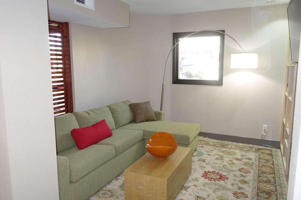 Country Inn & Suites by Radisson Bakersfield CA - photo 3