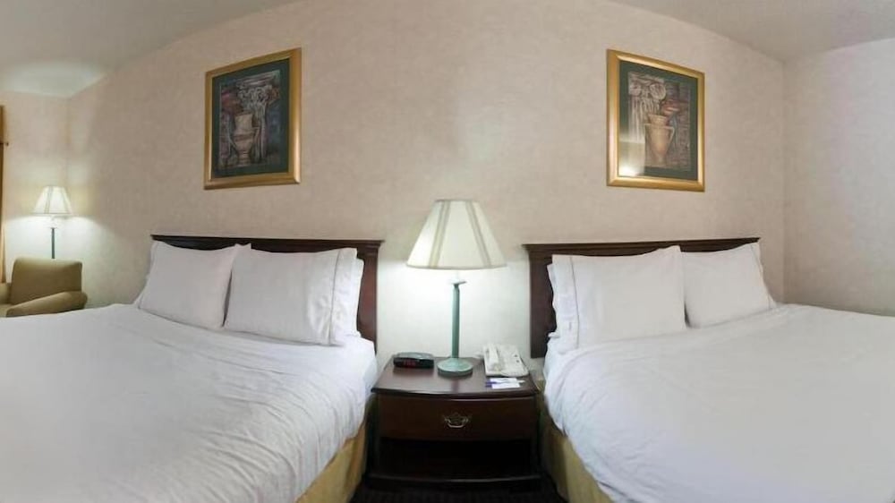 Holiday Inn Express Hotel & Suites Dayton West Brookville by IHG - photo 9