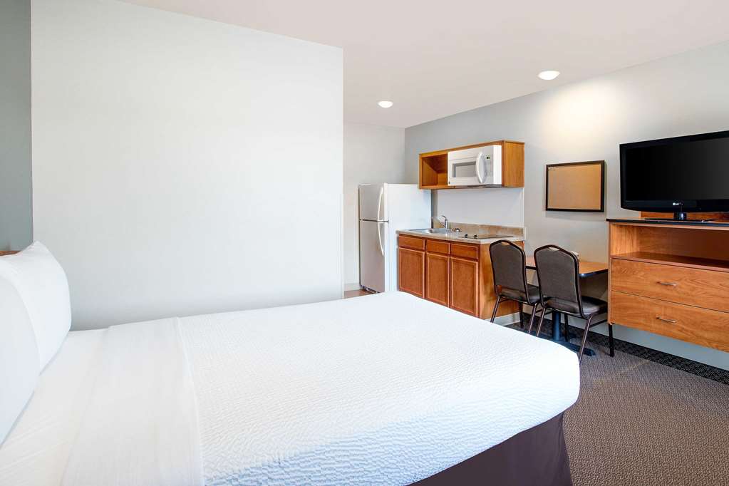 WoodSpring Suites Manassas Battlefield Park I 66 - photo 7