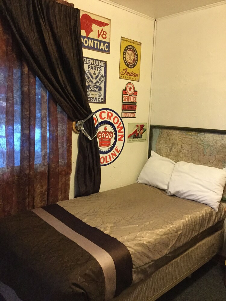 Black Bear Motel - photo 48