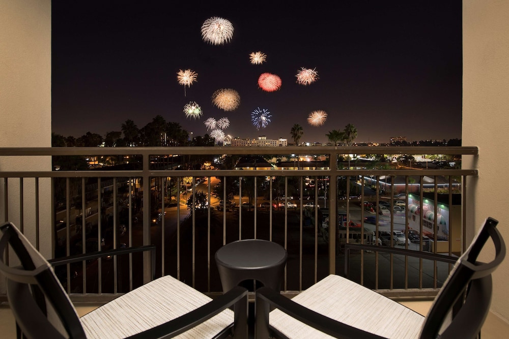 Hampton Inn & Suites Anaheim Garden Grove - photo 19