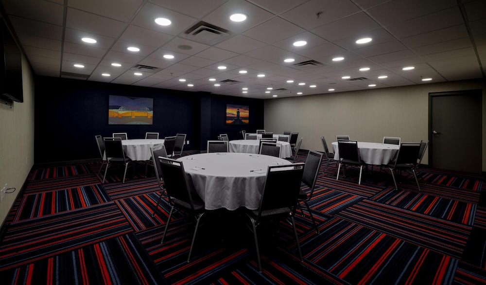 Hampton Inn & Suites Radcliff Fort Knox - photo 69