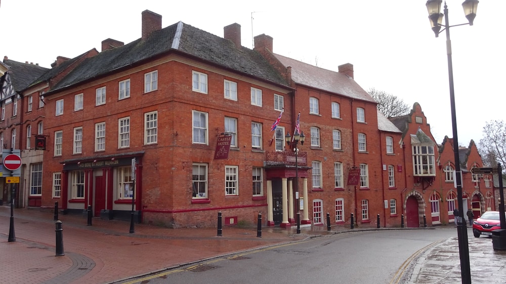 Castle Hotel — hotel in Tamworth