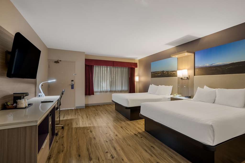 Best Western Diamond Bar Hotel & Suites - photo 22
