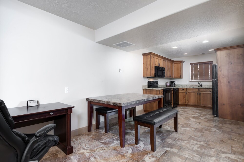Duchesne Suites - photo 7