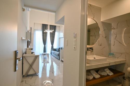Rihios Hotel — Stavros — photo 4