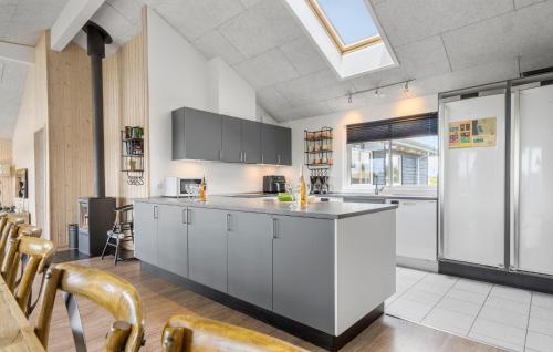 Awesome Home In Ringkøbing With Sauna — Ringkobing — photo 4