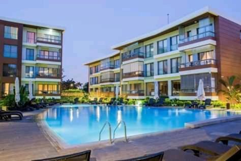 Accra Pearl in City — 4-Star Luxury Hotel in Accra, Ghana